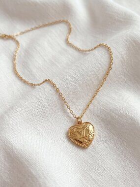 ✨ONLY 1! LV Button/Charm Upcycled Necklace✨